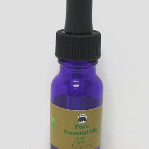 Zelda&#39;s Wholesale  Essential Oils in Cobalt Blue Bottles w/Glass Dropper 1/2oz