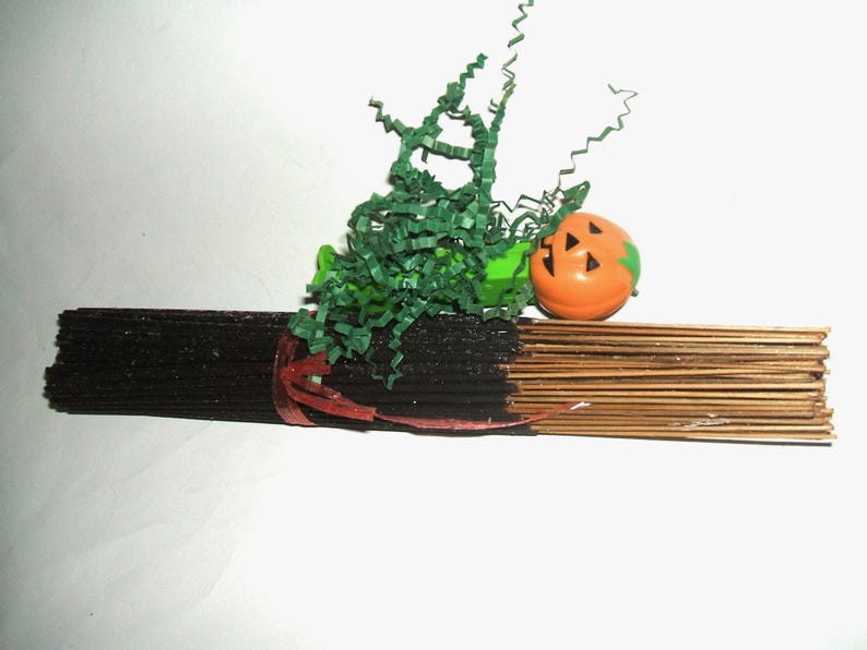 Zelda's Incense dipped in pumpkin crunch cake scent