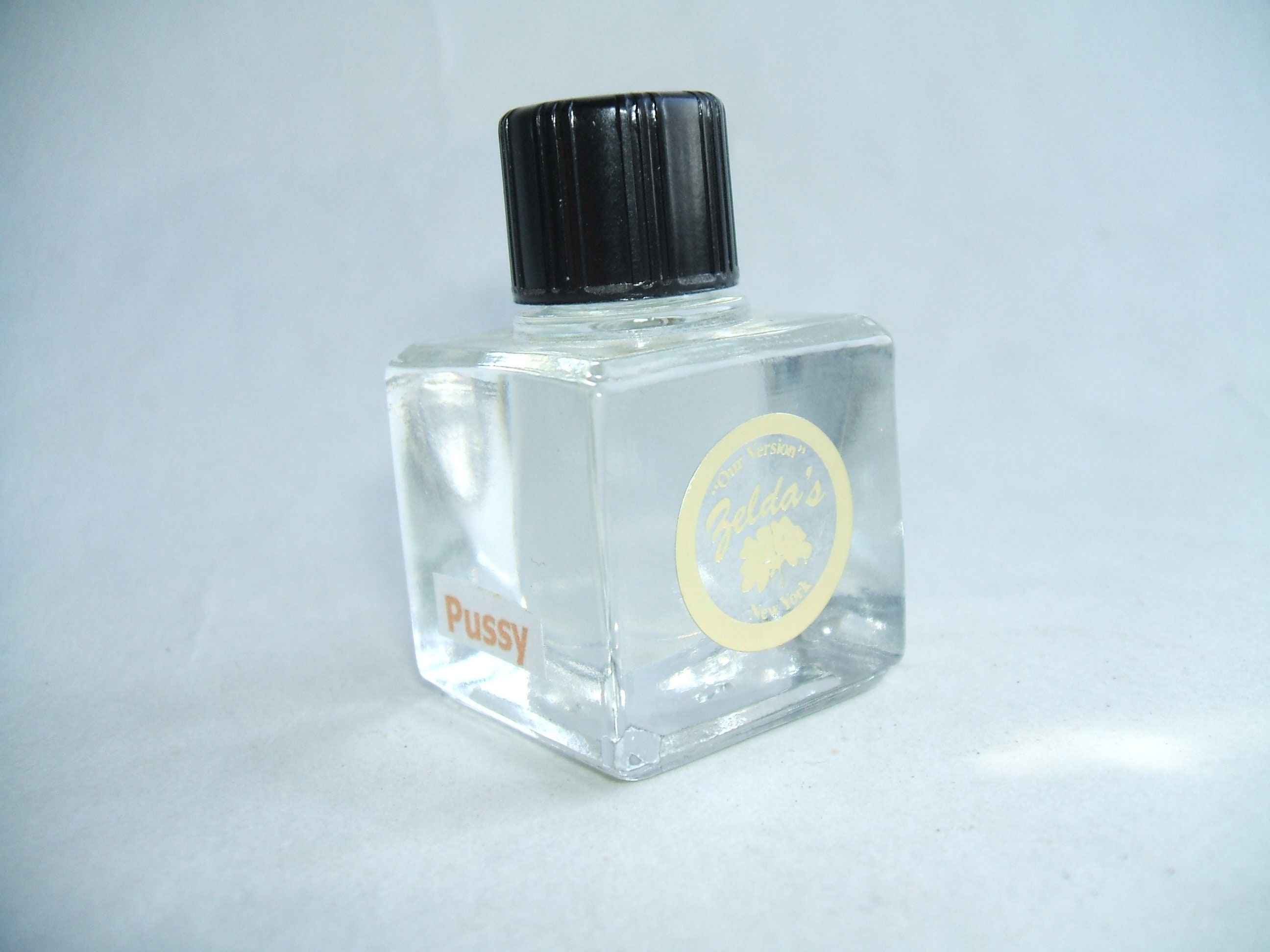 Zelda s Pure Perfume Oils in Thick Bottles Egyptian Musk or Choose  