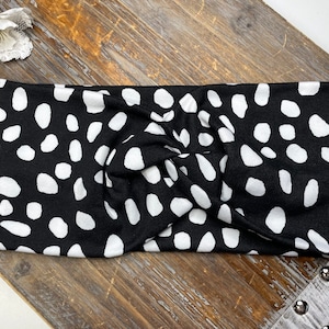 Headband with buttons, Dalmatian twisted wide headband,twisted headband,headband for mask, turban headband,nurse headband,wide headband