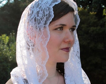 Rosa Mystica Boutique/ Ready To Ship/ Infinity Eternity Veil/ Lace Mantilla/ Head Covering For Mass / St. Galla, White