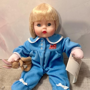 Original and DARLING Madame Alexander Huggums Baby Doll with Tag