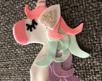 White unicorn - ribbon sculpture hair clip clippie character