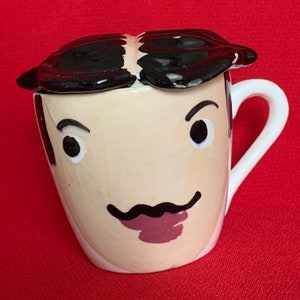 Coffee Mug Ashtray “You’re A Real Big Wig!” lid lidded Hand Painted Man Face Ceramic Vintage