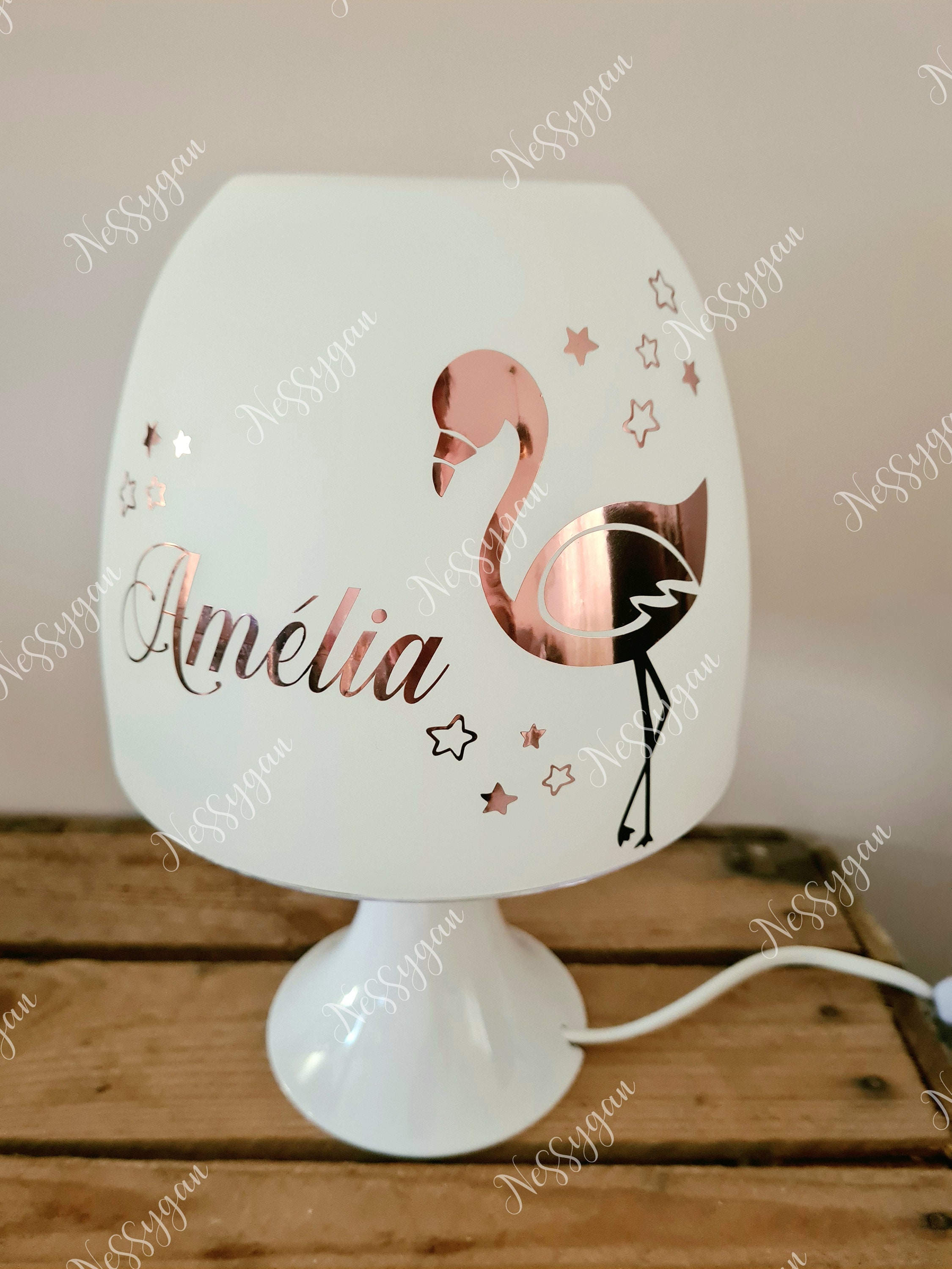 Lampe Personnalisée Pour Enfant avec Prénom Thème Flamant Rose - Cadeau de Naissance, Noël, Annivers