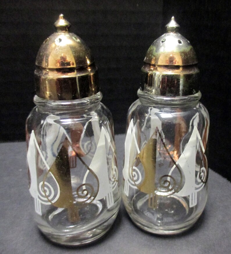 Cruet Set with Lids and Salt and Pepper Set Large Salad Serving Bowl with Gold and White Atomic Spade Design Gay Fad Hazel Atlas Glass