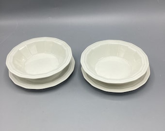 Homer Laughlin China Dover Shape Colonial White Pattern 2 Berry Bowls and 2 Bread and Butter Plates - set of 4 - Shipping Included