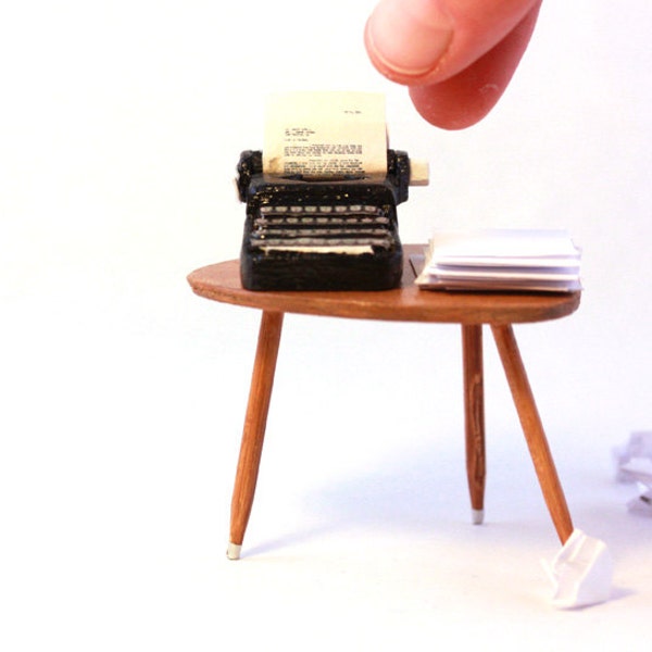 Miniature Typewriter-Dollhouse 1/12 Scale mid century