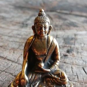 Buddha Shakyamuni Brass Statuette Travel Altar Meditation Shrine Statues