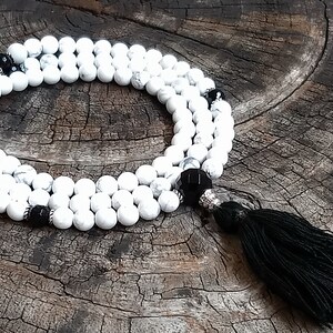 Howlite with Onyx 108 Bead Mala Rosary Necklace Meditation & Yoga Prayer Beads