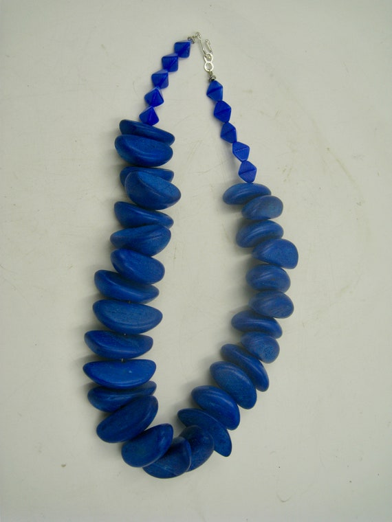 Bright Royal Blue Avant Garde Necklace, made of W… - image 5