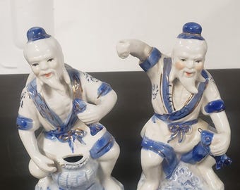 VTG Blue White Porcelain Chinese Wise Men Fishermen Figurines Gold Gilt Set of 2