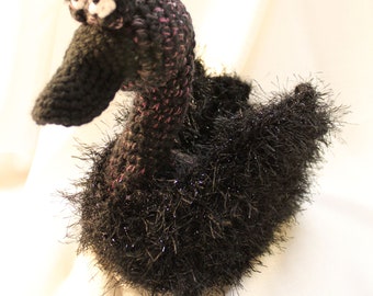 Crochet Pattern - Beatiful Black Swan