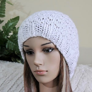 Unisex Wool Winter Beanie, Warm Skull Hat, Hand Knitted White Beanie