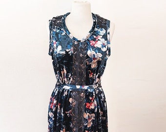 Blue velvet dress, Floral dress, Printed dress, Christmas dress women, Velvet Dress for Women, Sleeveless dress, ribbons dress, Loose dress