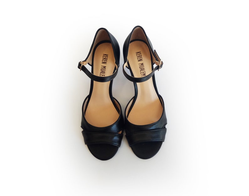 Black strap sandals Dress sandal Heel sandals Wedding sandals Leather sandals Black shoes Summer sandals Black high heel sandals