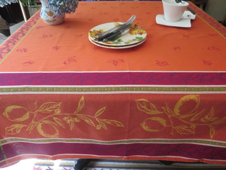 Square Tablecloth Large Cotton Jacquard Treated Image 0