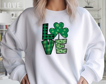 St Patricks Day Love Unisex Crewneck Sweatshirt, St. Patricks Day, Irish sweatshirt, Green Sweatshirt, St Paddys Day Sweatshirt