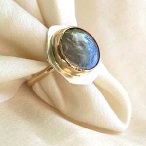 Gray pearl ring freshwater pearl ring sterling silver ring mixed metal hand forged pearl ring,14k goldfilled ring modern pearl stacking ring