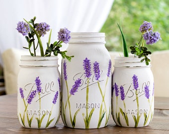 Lavender Flower Mason Jar Vases - Painted and Distressed Mason Jars - Lavender Mason Jars - Wedding Centerpiece