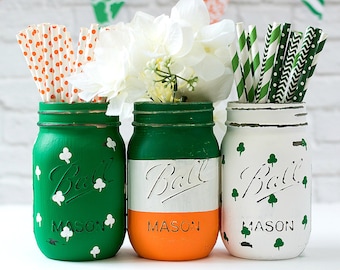 St Patricks Day Mason Jar Set - Irish Flag, Shamrock Mason Jars - Painted Distressed Mason Jar - St Patricks Party Decor