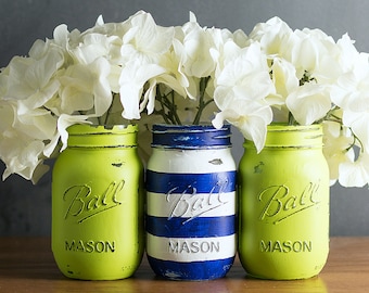 Painted and Distressed Mason Jars – Solids & Stripes – Custom Color Combinations for Wedding Showers, Baby Showers, Home Decor