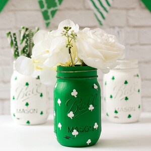 St Patricks Day Mason Jar Set Irish Flag, Shamrock Mason Jars Painted Distressed Mason Jar St Patricks Party Decor image 3