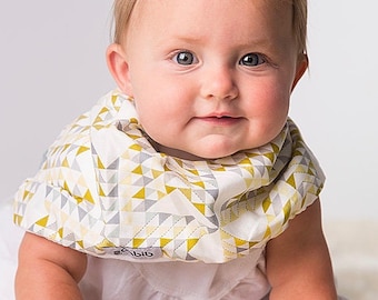 Modern Bib (Lemon Studio) All in One Scarf & Bib "Scabib for babies or toddlers