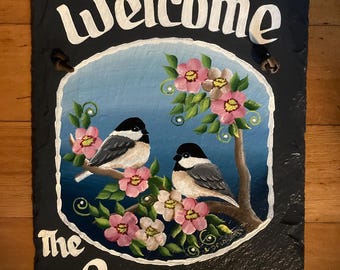 Hand painted Chickadee Sign,  Personalized  Slate, Chickadee Flower sign, wedding gift, personalized decorative chickadee, painted slate