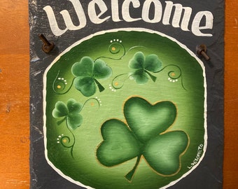 Shamrock Welcome Sign, Slate Shamrock sign, Personalized Shamrock,  St. Patrick's Welcome Sign, St. Patrick Slate, Shamrock Irish Welcome