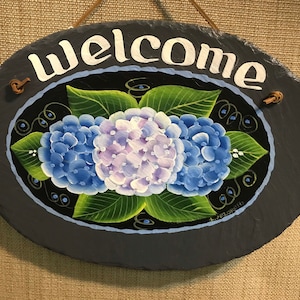 Hand painted slate,  Personalized sign, Hydrangea Flower, Welcome Sign, decorative garden, wedding gift, under 50