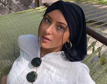 Snood Miami Beach pour femme | Lycra populaire de style Renaissance extensible noir Tichel | Snood classique pour cheveux | Hijab turban | Fabriqué aux États-Unis | Durag