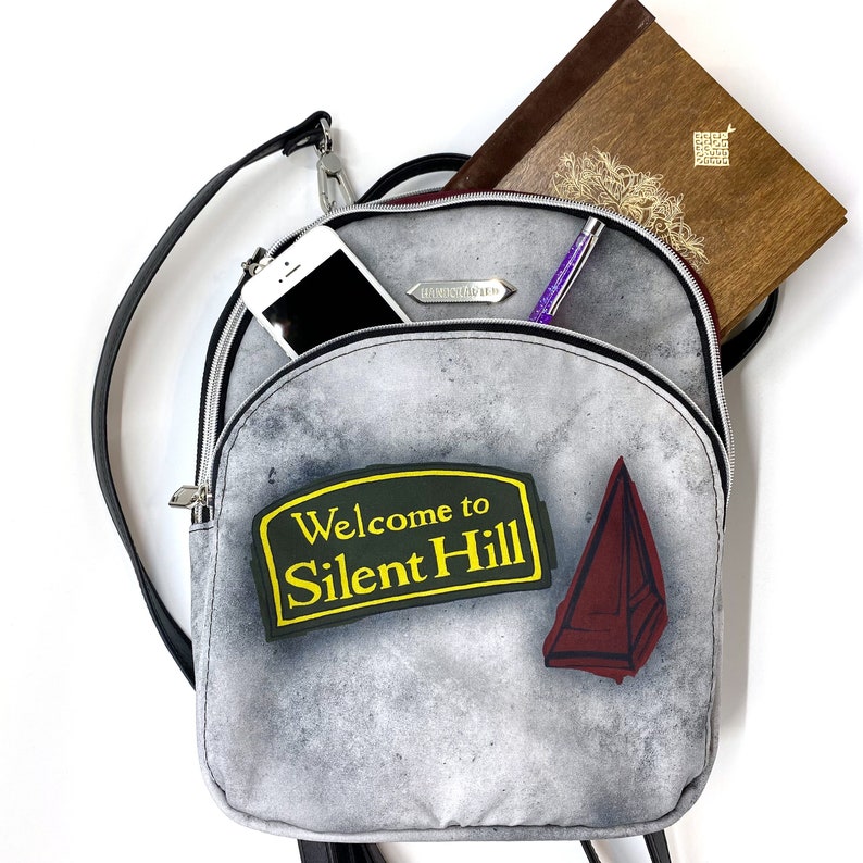 horror mini backpack HHN22 Studio Screamers Ghostface Glow in the Dark