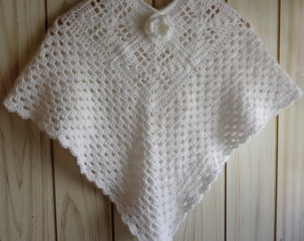 Flower Girl Poncho / Crochet Poncho / White Crocheted Poncho for Girls / Handmade Poncho / Girl's Cape / Spring Poncho for Girls