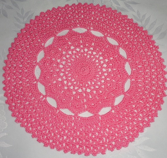 Crochet Handmade Doily (9") / Vintage Inspired Decor / Unique Crochet Gift / Elegant Home Accents / Table Centerpiece / Wedding Decor