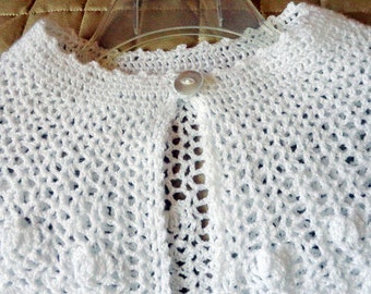 Flower Girl Cape / First Communion Cape / White Crocheted Cape for Girls / Handmade Poncho / Baptism Cape / Baby Shower Gift