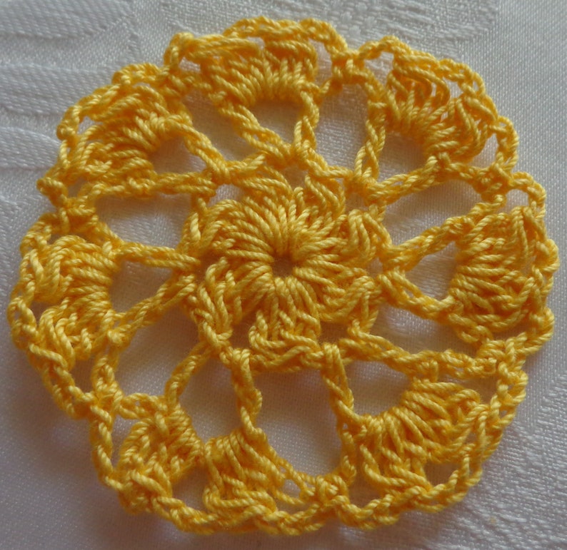 Set of 6 Crocheted Flower Mandala Applique width 2.5 / Crochet Applique for Clips, Jewelry, Earrings, or Clothes / Crochet Flower image 7