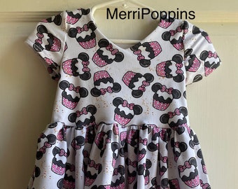 Cupcake knit dress, Minnie mouse cupcakes, Bow Back dress,2t pink and white Minnie dress, Baby and girls, Disney bounding