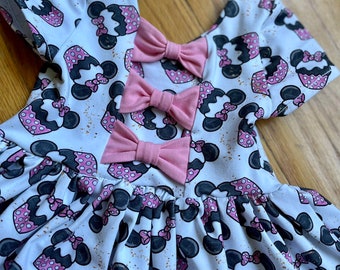 Cupcake knit dress, Minnie mouse cupcakes, Bow Back dress,2t pink and white Minnie dress, Baby and girls, Disney bounding, Vacation