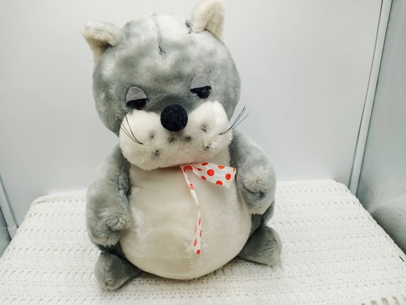 Vintage best sale stuffed cat