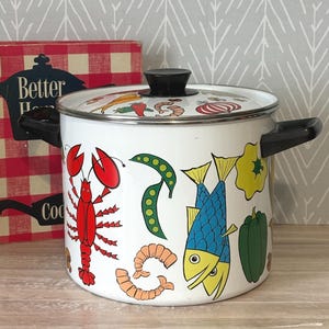 Vintage San Ignacio Nantucket Lobster Fish Graphic MCM Stock Pot w/ Steamer 8 qt.