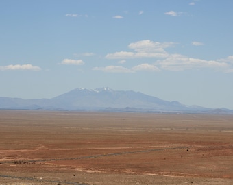 San Francisco Peaks Print | Desert Plain & Distant Peaks, Serene Southwest Wall Art | Printable Wall Art Digital Download