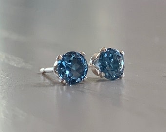 4mm blue zircon stud earrings / sterling silver, hypoallergenic