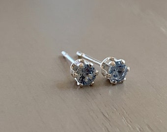 3mm aquamarine stud earrings / sterling silver, hypoallergenic