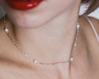 short pearl and chain necklace / sterling silver