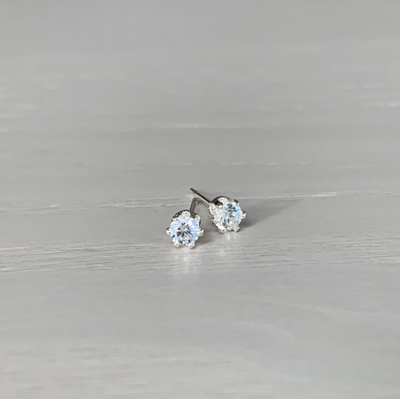3mm cubic zirconia stud earrings image 1