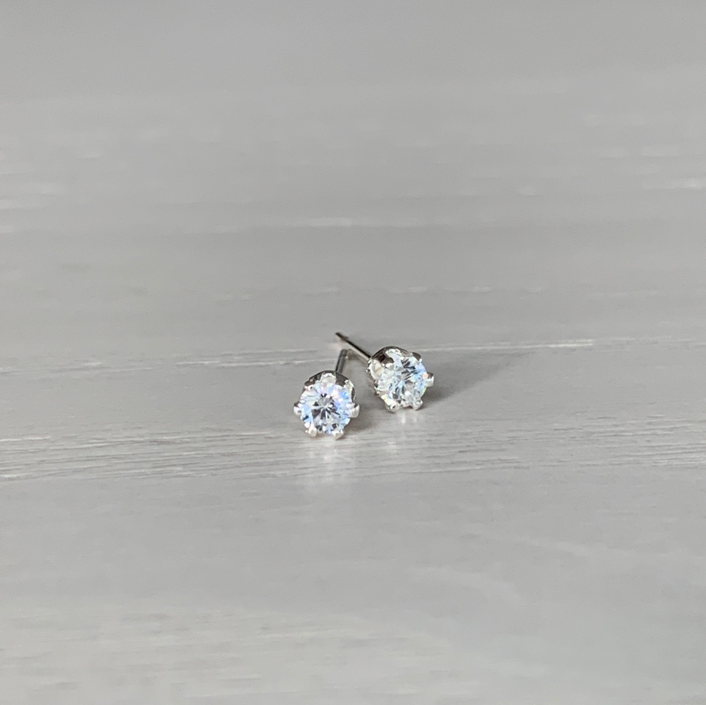 Clear Stud Earrings3mm Cubic ZirconiaCZ Stud EarringsCubic Etsy