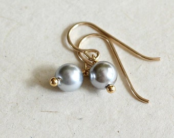 gray pearl earrings (small)