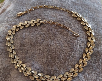 Vintage Coro Gold Link Necklace--M