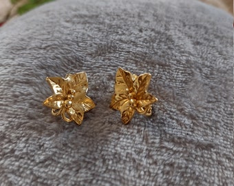 Gold Leaf Clip On Earrings-M